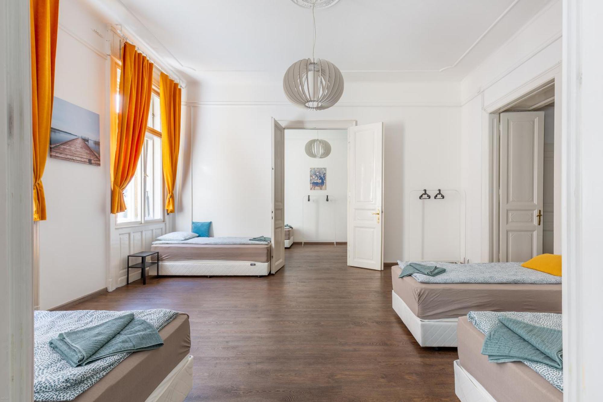 Anker Center By Stn Apartment Будапеща Екстериор снимка